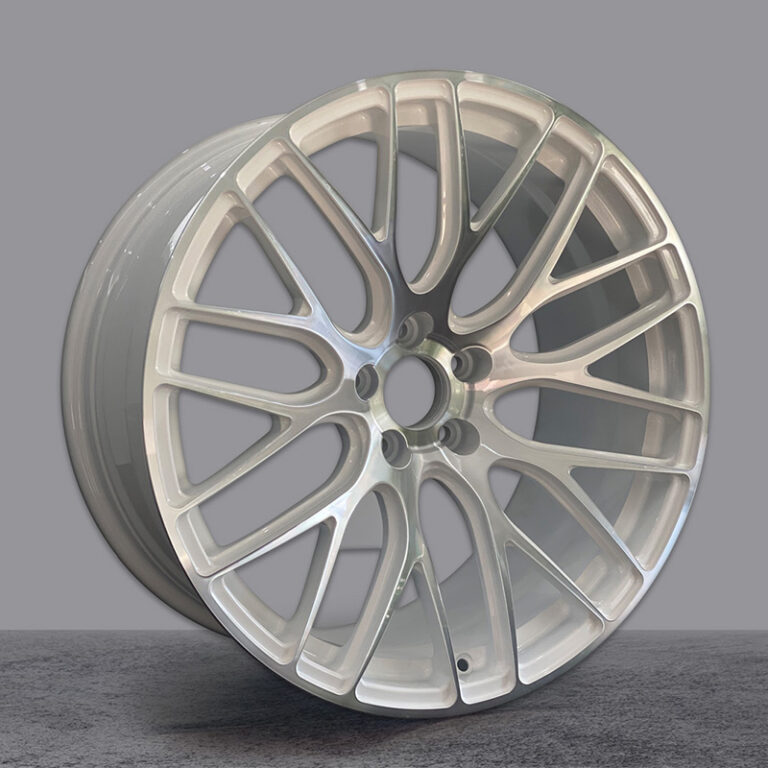 Custom car wheel, gloss silver finish